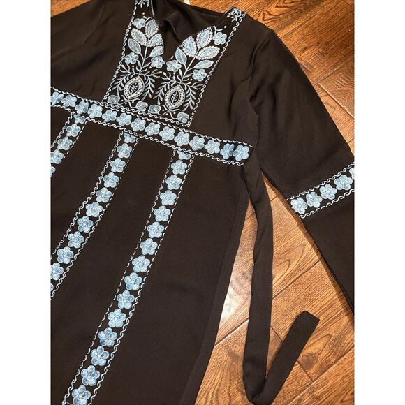 Girls Blue Palestinian Abaya Embroidered Size 6 - Picture 2 of 5